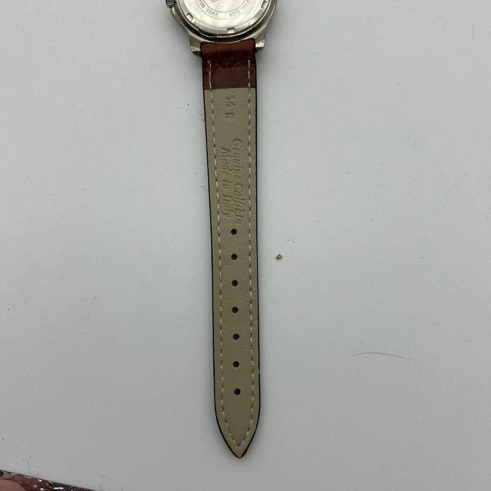 Vintage‎ Swiss Army women's 6000 watch for Part Only Water Resistant 330 Feet